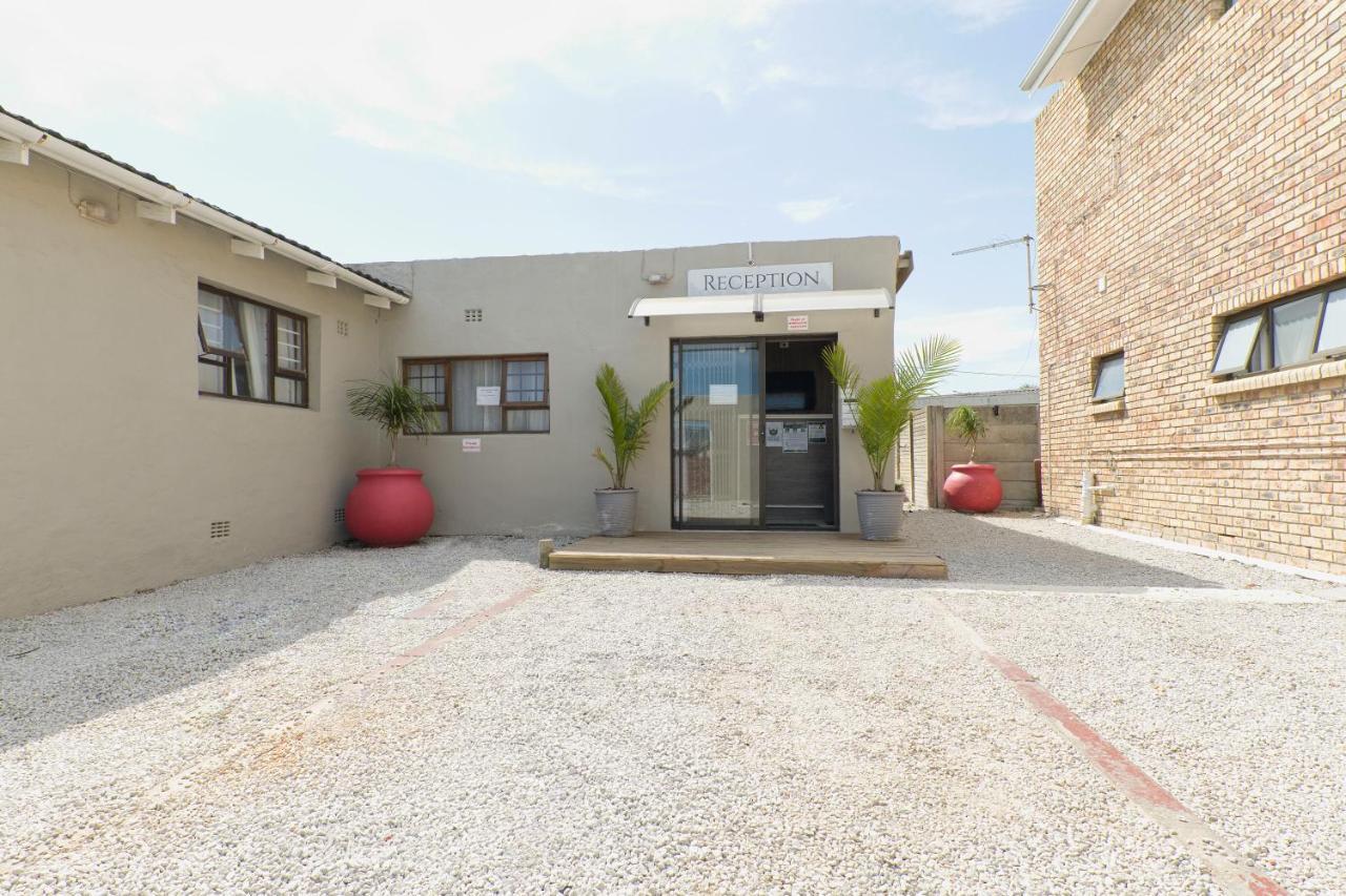 Royal Palms Guest House Port Elizabeth Exterior foto